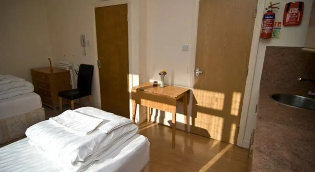Gloucester Hotel, Забронировать Отель Отели Лондона с парковкой, рядом с Финсбери Парк, Парковка