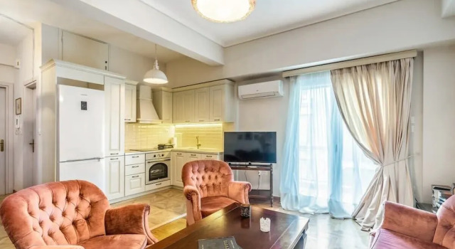 Lovely 1 Bd apt in Kalithea with Balcony, Buchen Sie Hotel Kallithea Athen