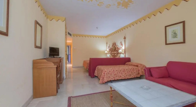 Полулюкс Hotel Batuecas