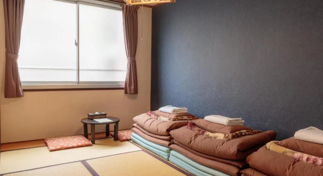 Номер Japanese-Style J-Hoppers Hiroshima Guesthouse