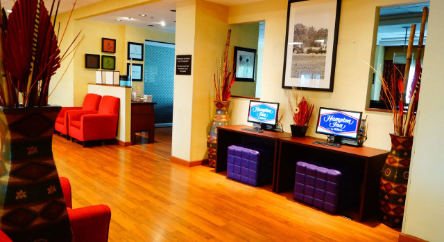 Hampton Inn by Hilton Guadalajara-Aeropuerto, Rezerwuj Hotel Tlaquepaque 