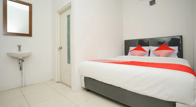 OYO 2492 Nindy Homestay
