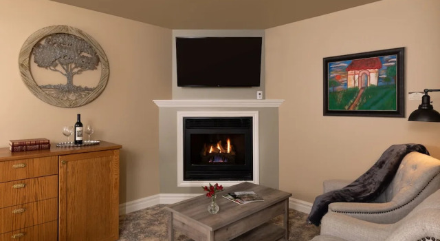 Двухместный номер Standard с балконом The Oakwood Inn Okoboji