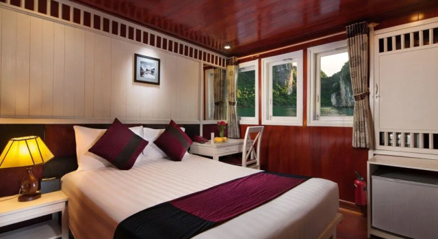 HaLong Canary Cruise