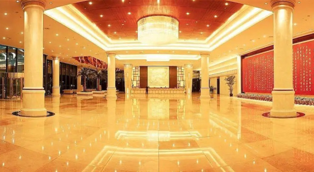 Xizhou Garden Hotel, Varaa Hotelli Hotellit Wuxi uima-altaalla, Uima-allas