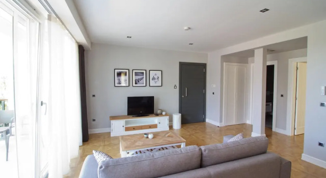 Апартаменты Comfort Elia Apartments