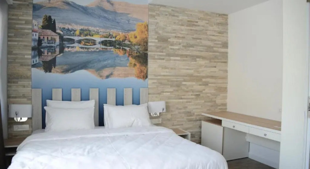 Двухместный номер Standard с балконом Hotel Nar