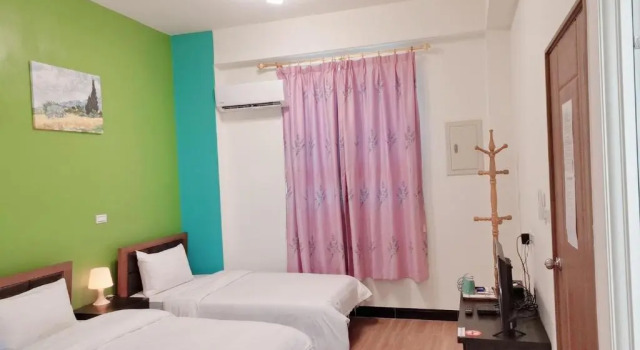 Gentleman B&B, Book Bed and Breakfast Hoteller i Hupu Village med parkering, Parkering