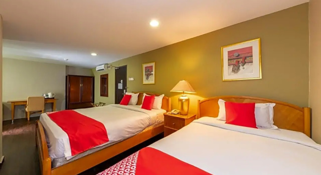 Трёхместный номер Deluxe Oak Valley Hotel