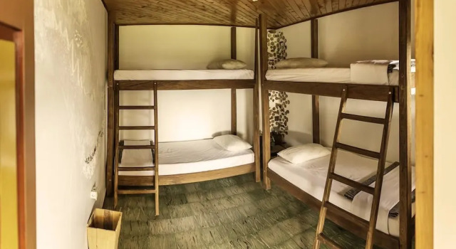 Casa Kayam Hostal y Residencia Artistica, Prenota Hotel Hotel a Antioquia con parcheggio, Parcheggio