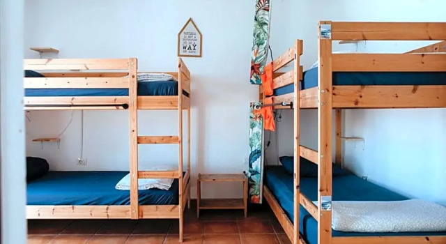Кровать в общем номере (женский номер) Endless Summer Hostel