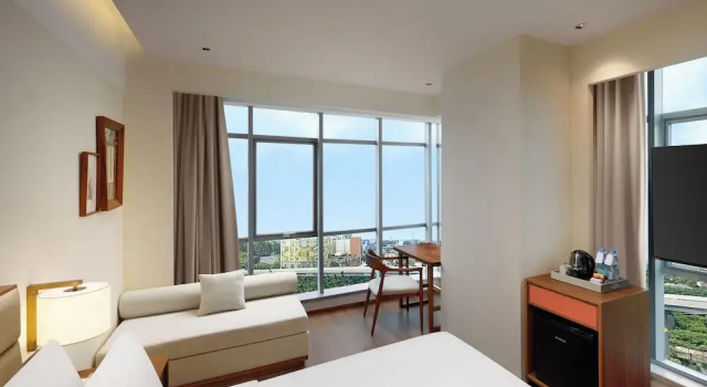 Model J Hotel Jakarta Soekarno Hatta Airport, Rezervovat Hotel 4hvězdičkové hotely v Jakarta provincie, 4*