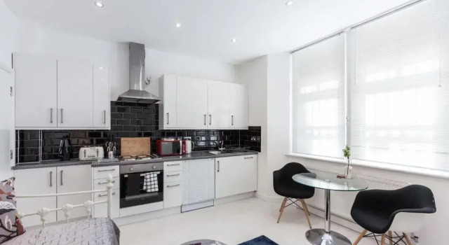 Апартаменты Standard Central London Apartment - Great Location