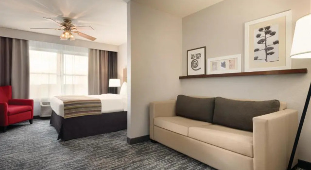 Двухместный люкс Country Inn & Suites by Radisson, Galena, IL