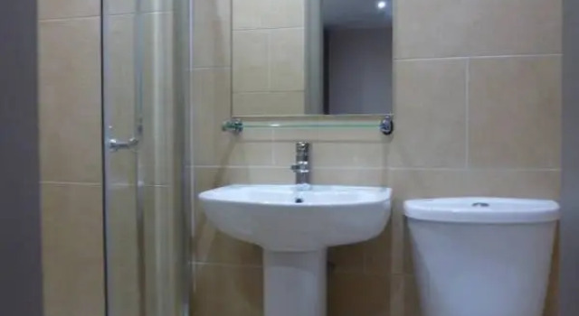 Апартаменты Base Serviced Apartments - Sir Thomas Street