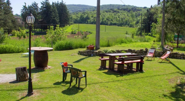 Holiday Home in Pietrafitta Near Lake Trasimeno, Varaa Hotelli Pietrafitta Umbria
