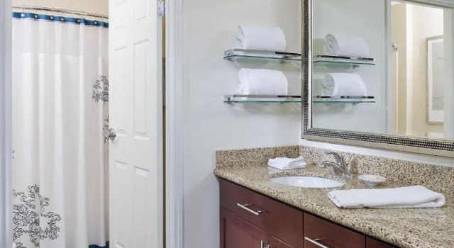 Двухместный люкс c 1 комнатой Residence Inn Lansing West