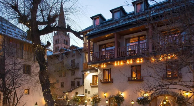 LAuberge du Choucas, Réserver Auberge de jeunesse Le Monêtier-les-Bains Serre Chevalier