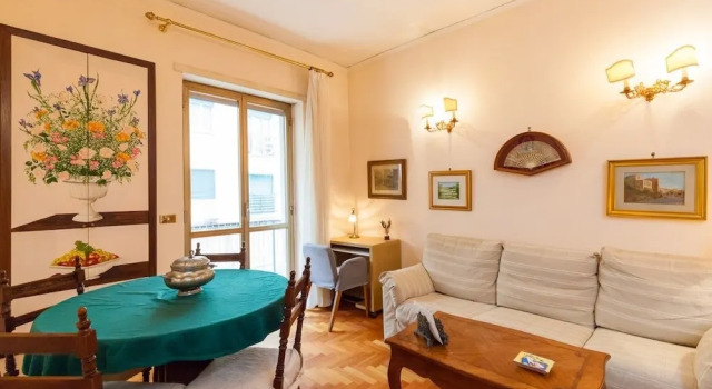 Apartment Caracciolo - BH 29, Buchen Sie Ferienwohnung Neapel Kampanien
