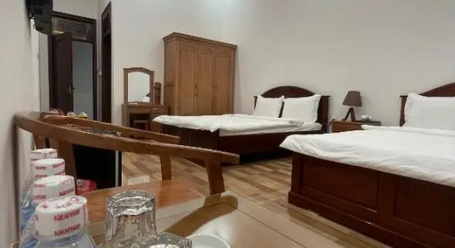 Четырёхместный номер Deluxe Khách sạn Nguyên Long