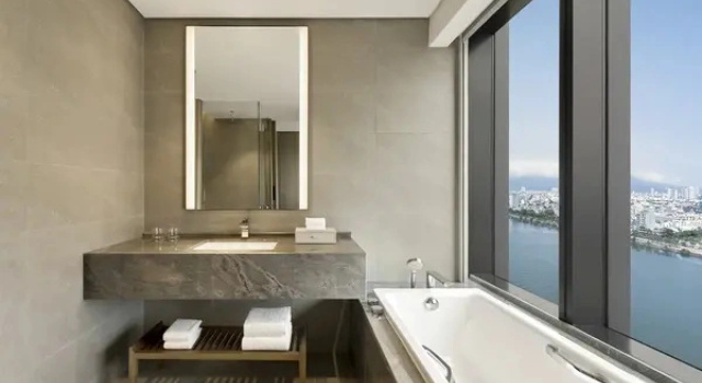 Номер Executive с видом на город Courtyard by Marriott Danang Han River