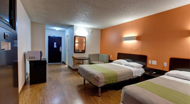 Deluxe firedobbelt værelse Executive Inn & Suites