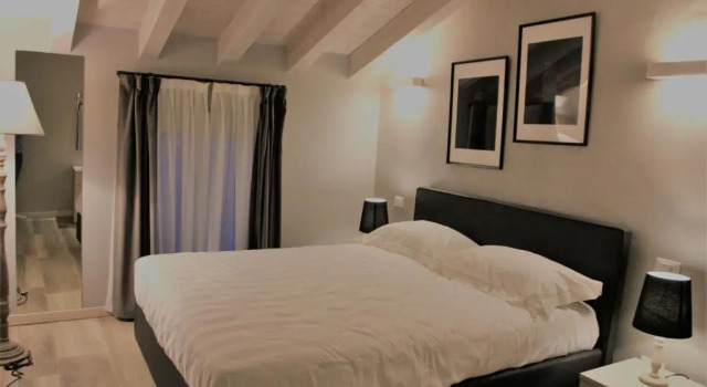 Апартаменты HILL COLLE - camere & bistrot