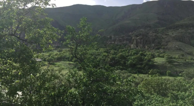 GVALA, Rezerwuj Hotel Vardzia Samckhe Javakheti
