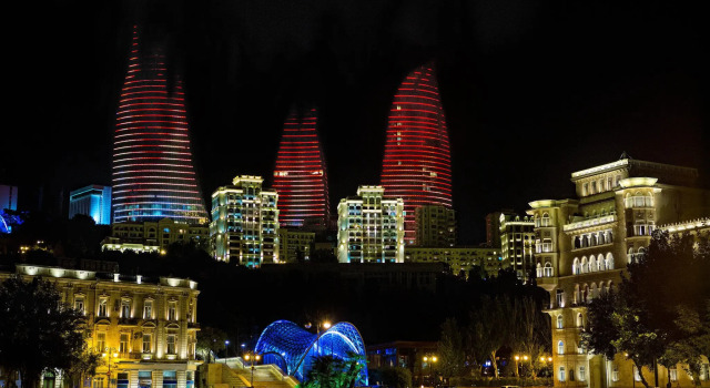 Отель Fairmont Baku at the Flame Towers