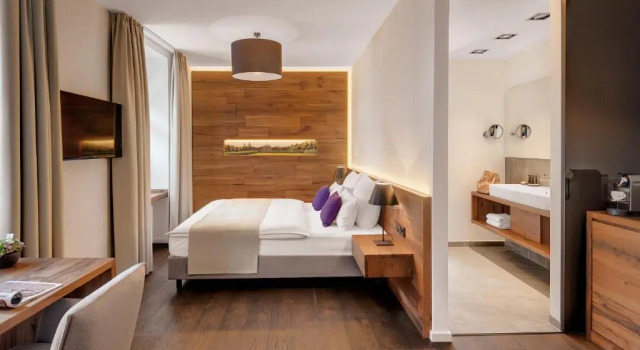 Люкс Alpen Hotel München