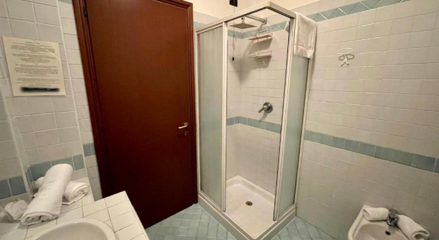 Standard Doppel Zimmer mit Seeblick Locanda La Pernice