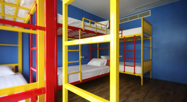 FIN Hostel Phuket Kata Beach, Забронировать Хостел Хостелы Ката-Бич, рядом с Пляж Ката, Хостел