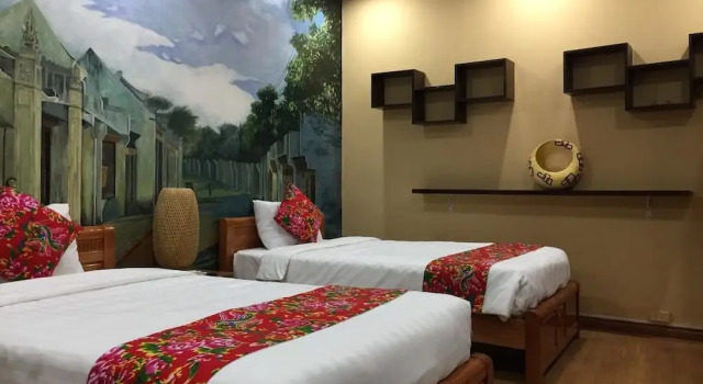 Dollar Homestay & Travel