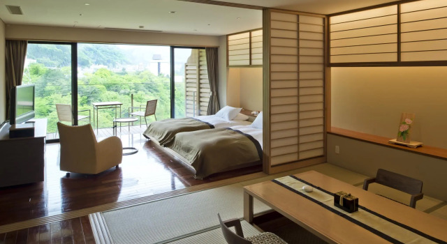 Люкс с красивым видом из окна Kanaya Hotel Kinugawa