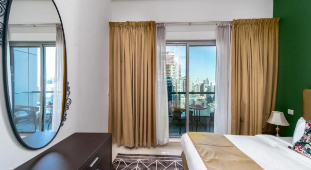 Icon Casa Living - Bay Central Tower Marina View I, Забронировать Отель Дубай-Марина , рядом с Dubai Marina Yacht Club