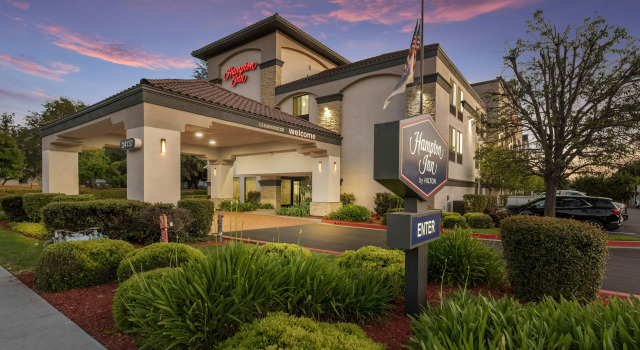 Hampton Inn Oakland-Hayward