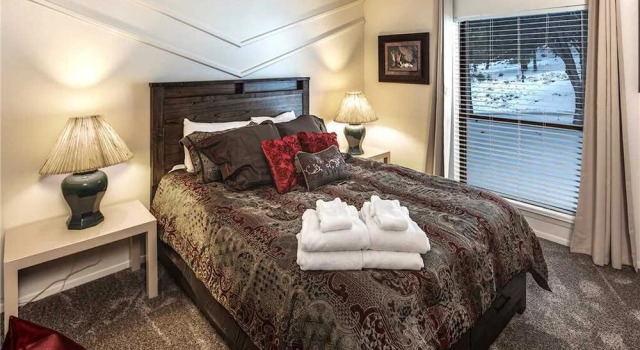 Mountain Dreams 3, 6 Bedrooms, Fireplace, WiFi, Game Room, Pool, Sleeps 16, Book Hotel Alto New Mexico