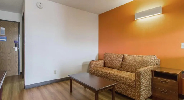 Люкс Deluxe Motel 6-Streetsboro, OH