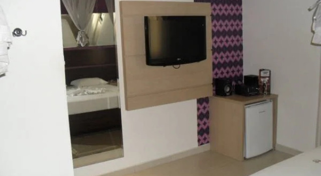 Kamiss Motel (Только для взрослых), Забронировать Мотель Сан-Бернарду-ду-Кампу штат Сан-Паулу