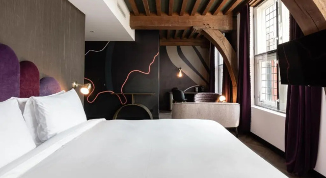 Полулюкс Relais & Châteaux Weeshuis Gouda