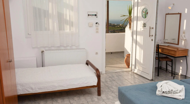 Номер Economy Milos Villas