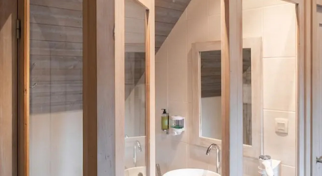 Номер Superior La Vinotière Chambres Appartements Spa