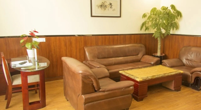 GreenTree Alliance Shenzhen Fanshen Metro Station Hotel, Забронировать Отель Отели Шэньчжэнь 3 звезды, 3*