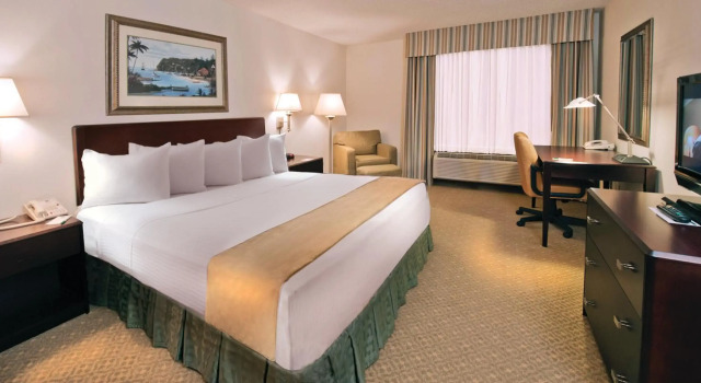 Ann Arbor Regent Hotel and Suites, Varaa Hotelli Ann Arbor Michigan
