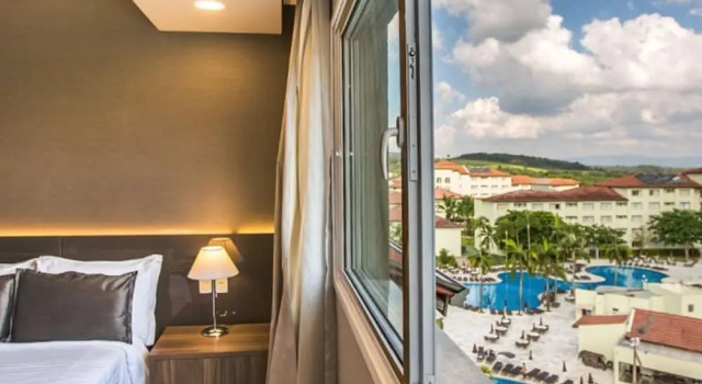 Номер Superior с видом на бассейн Tauá Resort Atibaia