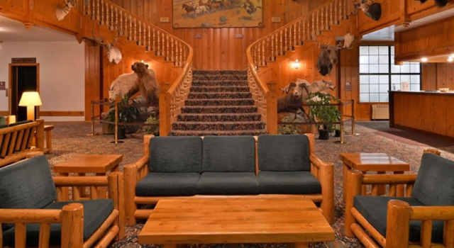 Stage Coach Inn, Забронировать Отель Отели Вест-Йеллоустон с бассейном, рядом с Кинотеатр формата IMAX  Национального географического общества, Бассейн