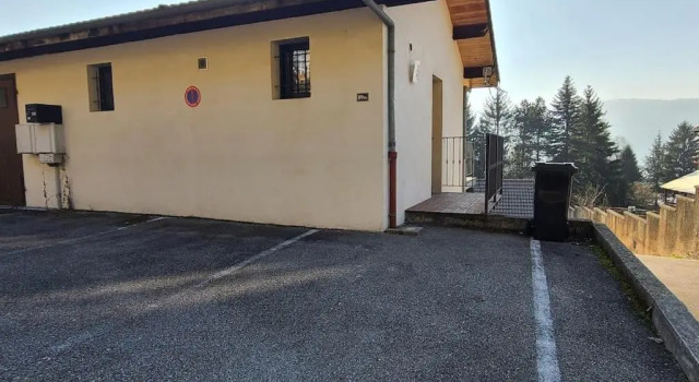 Veyrier du Lac Petite Maison Proche D'annecy, Забронировать Отель Вейрье-дю-Лак Озеро Анси