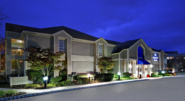 Двухместный люкс c 1 комнатой Hyatt House Bridgewater