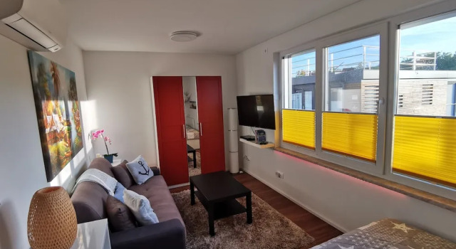Schwimmendes Haus Robby II, Buchen Sie Ferienhaus Bitterfeld-Wolfen 