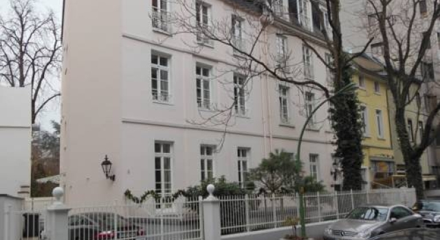Guesthouse Dirazi, Забронировать Отель Вестенд 